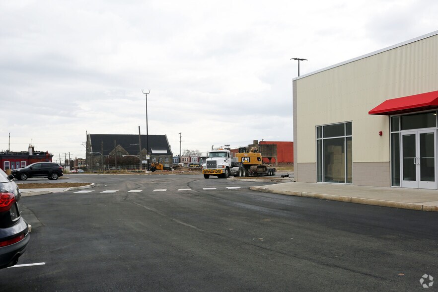 More Photos Of 236-400 W Allegheny Ave, Philadelphia Storefront For Sale