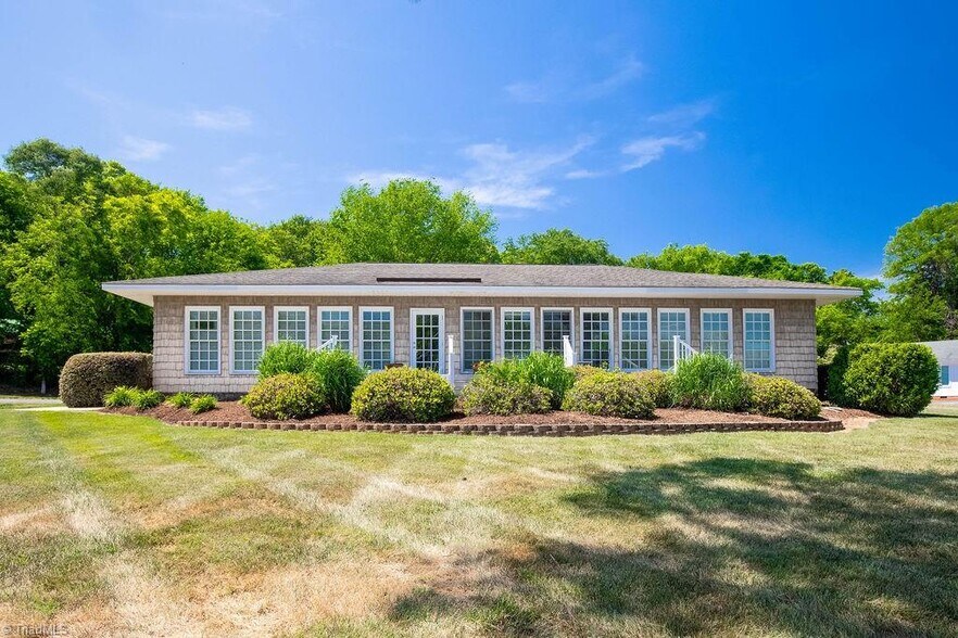 Primary Photo Of 10362 NC Highway 8, Lexington Office For Sale