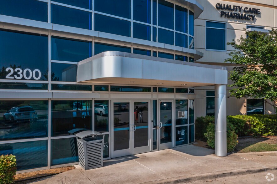 More Photos Of 2300 W FM 544, Wylie Medical For Lease