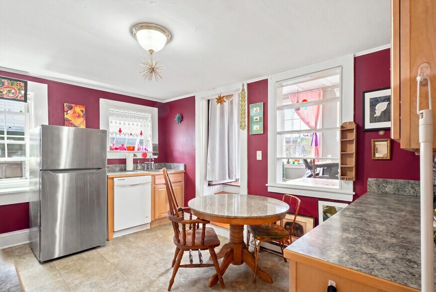 More Photos Of 33-37 S Main St, Ipswich Storefront Retail Residential For Sale