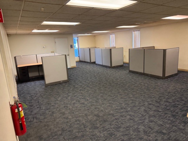 More Photos Of 31A Town Forest Rd, Oxford Warehouse For Lease