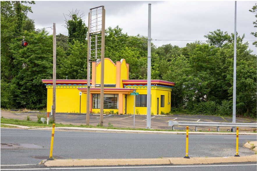 More Photos Of 909 Ontario St, Havre De Grace Land For Lease