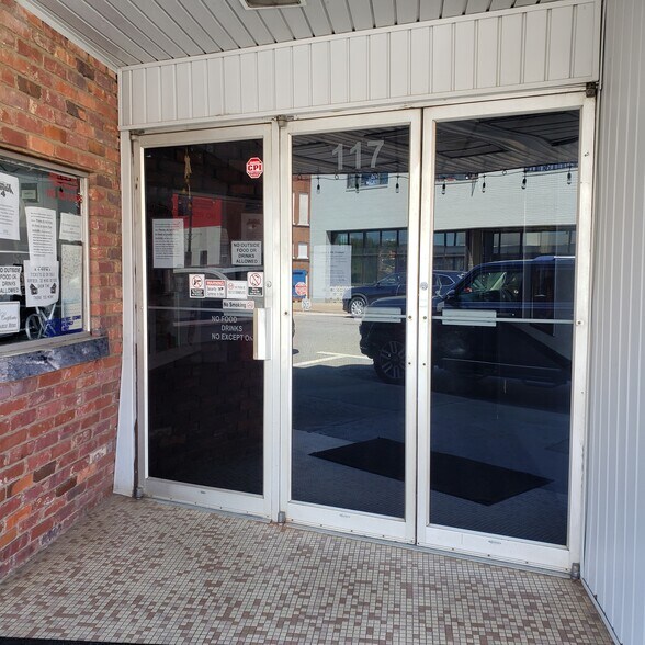 More Photos Of 117 N College Ave, Newton Theater Concert Hall For Sale