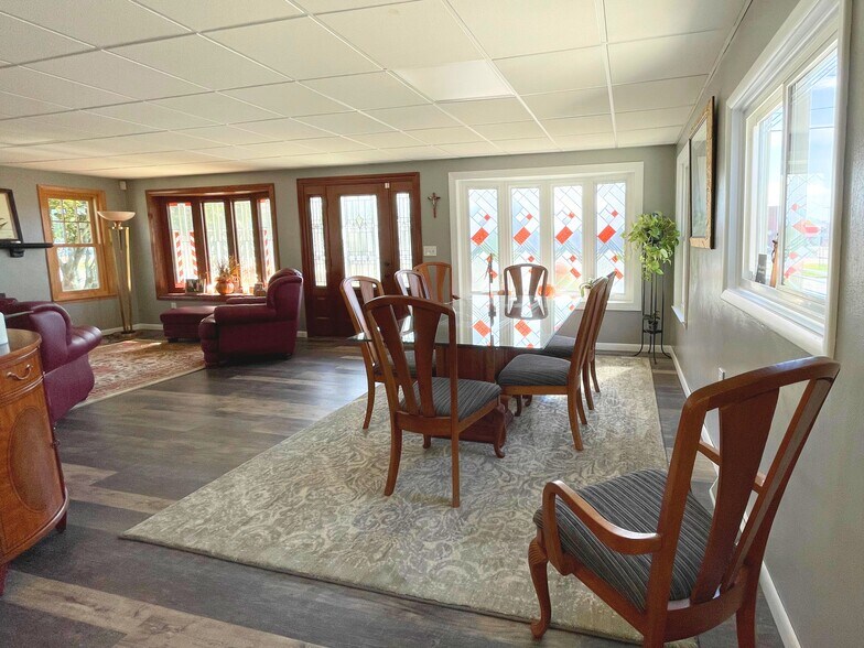 More Photos Of 735 Main St, Johnson City Storefront Retail Residential For Sale