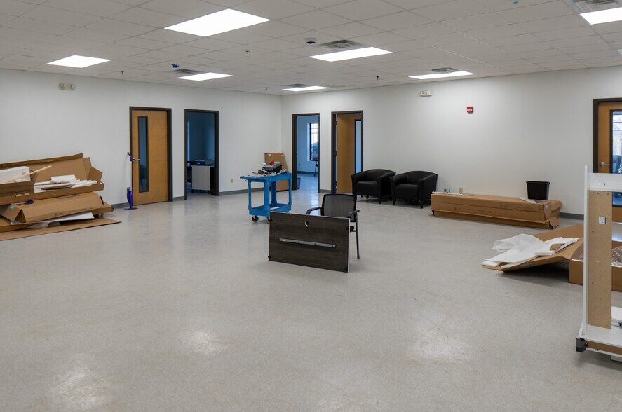 More Photos Of 135 Industrial Dr N, Madison Warehouse For Sale