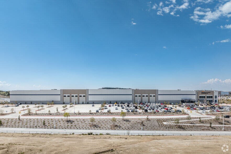 More Photos Of 36855 W Fourth St, Beaumont Warehouse For Lease