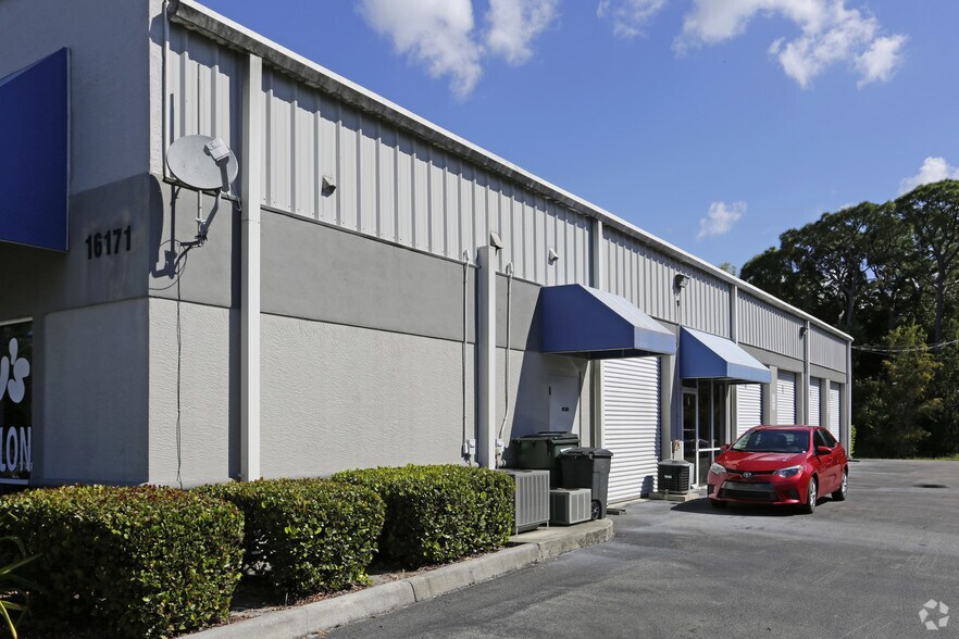 More Photos Of 16171 San Carlos Blvd, Fort Myers Service For Lease