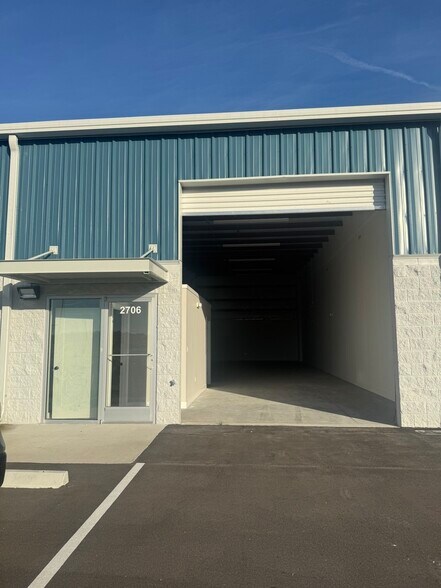 More Photos Of 2682-2730 Amera Trl, Saint Cloud Flex For Lease