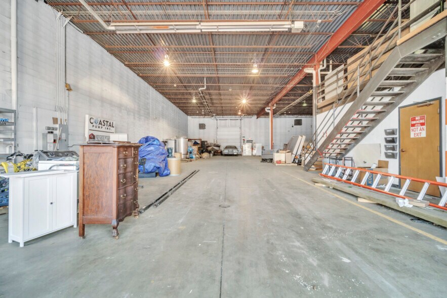 More Photos Of 4878 Van Epps Rd, Brooklyn Heights Manufacturing For Sale