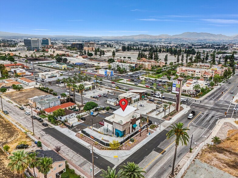 More Photos Of 539 N H St, San Bernardino Fast Food For Sale