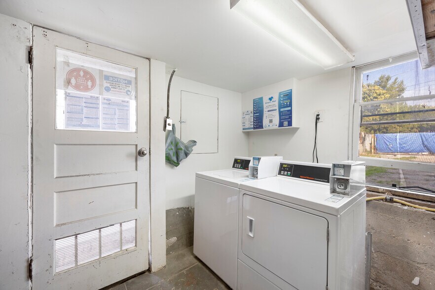 More Photos Of 2335 Miramar St, Los Angeles Apartments For Sale