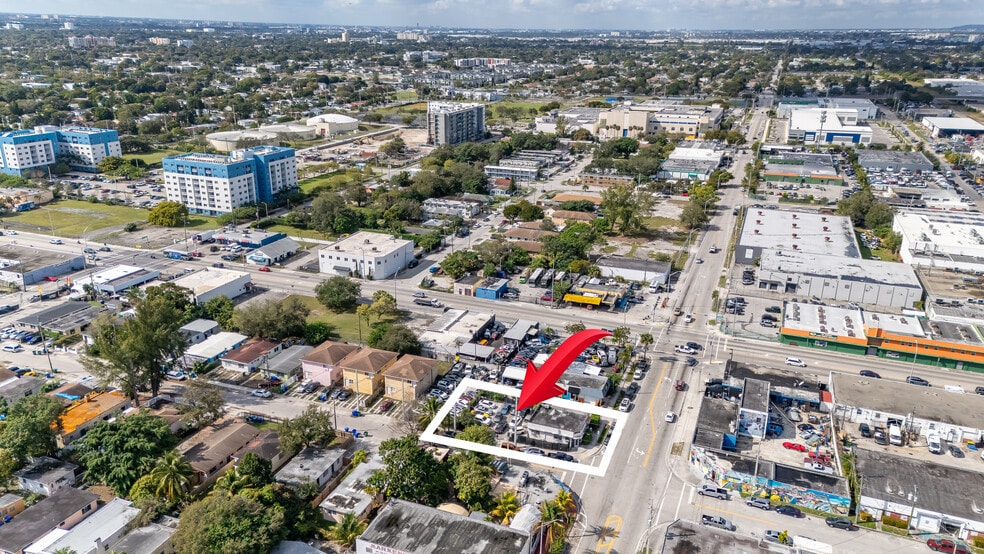 More Photos Of 660-680 NW 71st St, Miami Warehouse For Sale