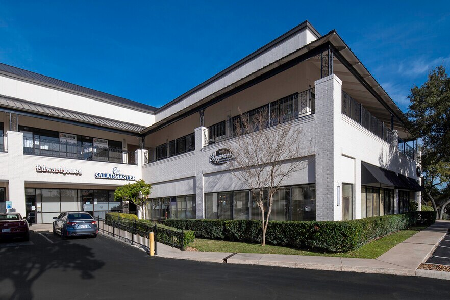 More Photos Of 2211 NW Military Dr, San Antonio Unknown For Lease