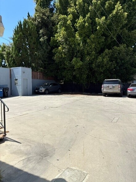 More Photos Of 1955 Westwood Blvd, Los Angeles Storefront Retail Residential For Lease