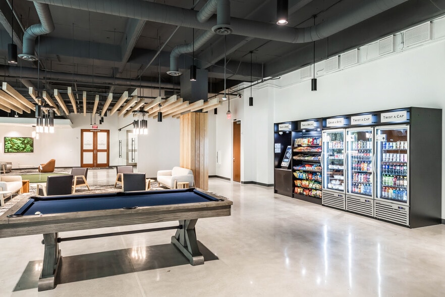 More Photos Of 13560 Morris Rd, Alpharetta Office For Lease