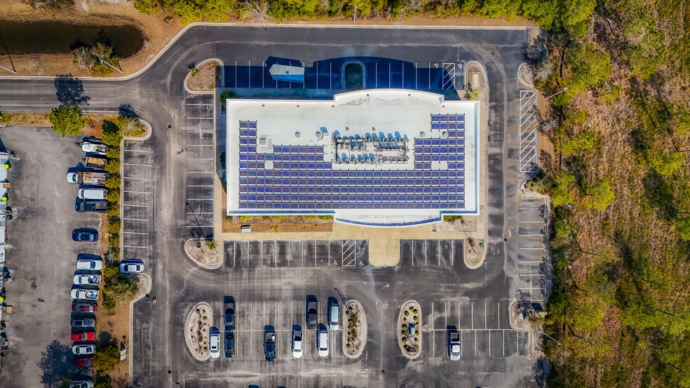 More Photos Of 4332 Southport-Supply Rd, Southport Medical For Sale