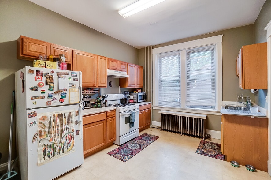 More Photos Of 1801 Chase Ave, Cincinnati Apartments For Sale