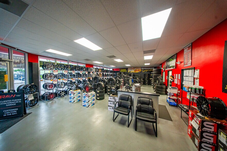 More Photos Of 101 NW 27th Ave, Miami Auto Repair For Sale