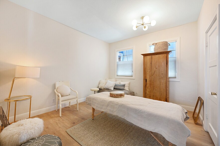 More Photos Of 125-131 Camino Alto, Mill Valley Office For Lease