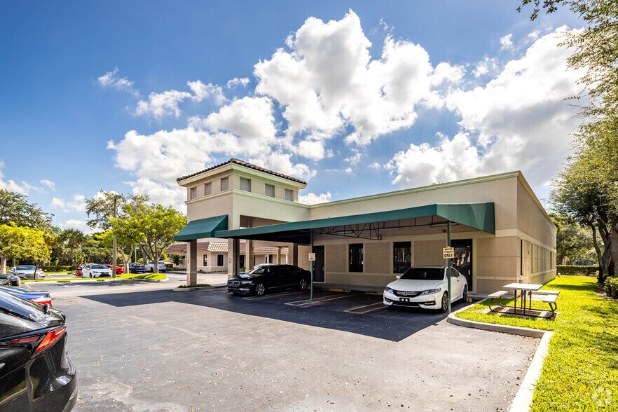 More Photos Of 4800 Linton Blvd, Delray Beach Medical For Sale