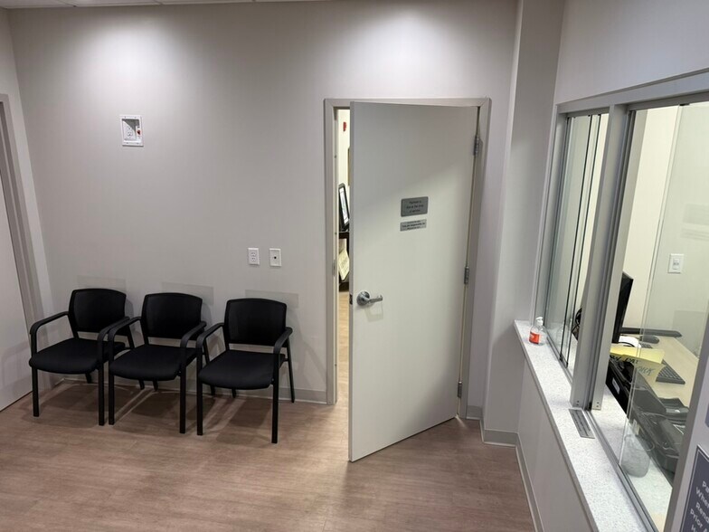 More Photos Of 1650 Skylyn Dr, Spartanburg Medical For Lease