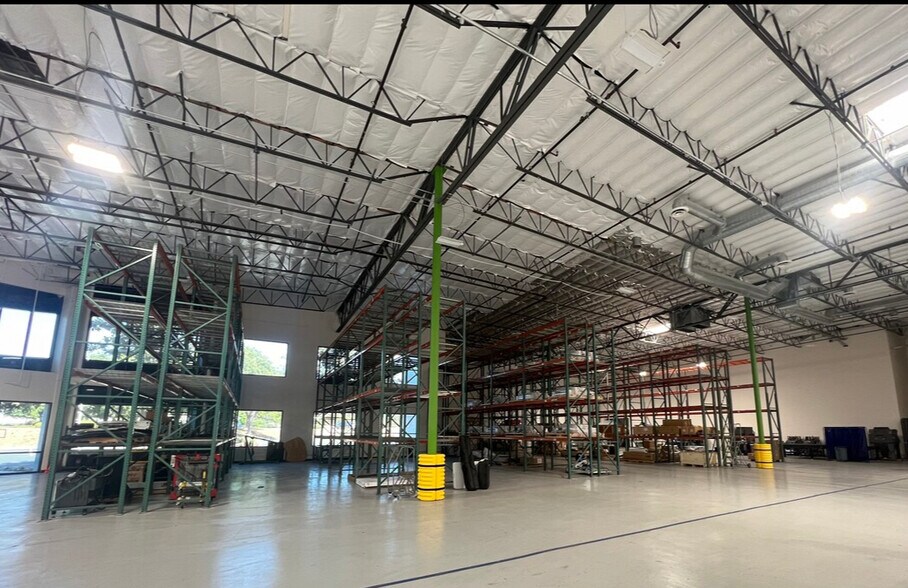 Primary Photo Of 5818 El Camino Real, Carlsbad Research And Development For Lease