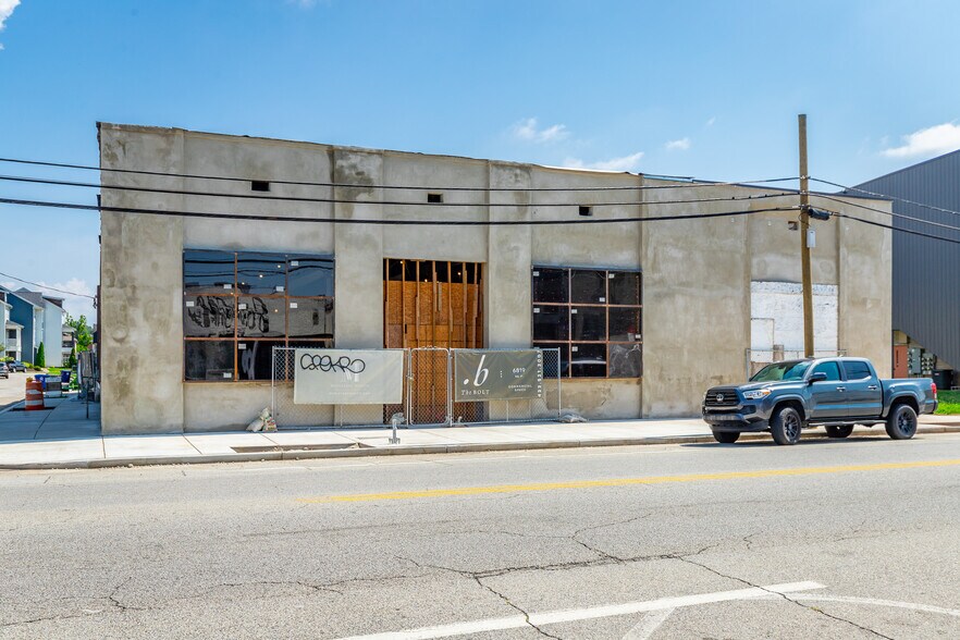 More Photos Of 615 E Main St, Chattanooga General Retail For Lease