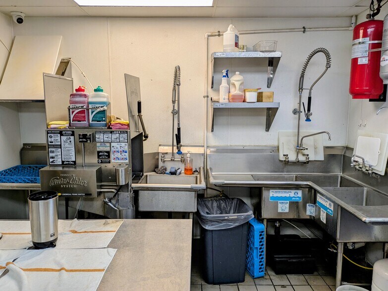 More Photos Of 141-145 N Atlantic Blvd, Monterey Park Restaurant For Lease