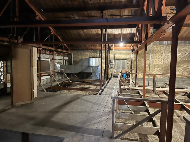 More Photos Of 2410 Fairfield Ave, Fort Wayne Religious Facility For Sale