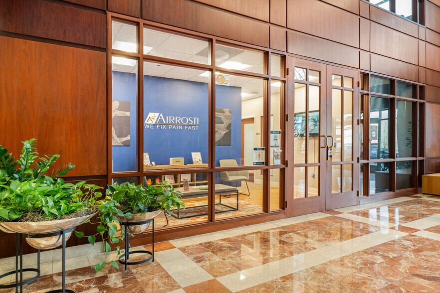 More Photos Of 600 Peter Jefferson Pky, Charlottesville Medical For Sale