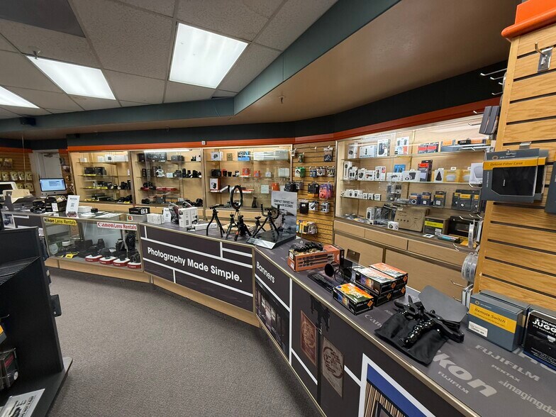 More Photos Of 547-589 N Main St, Layton Unknown For Lease