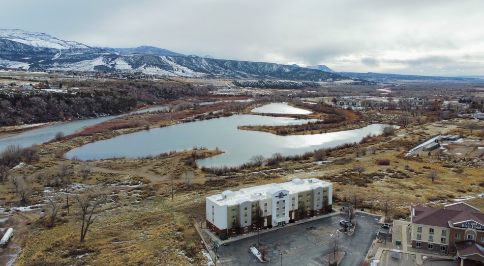 More Photos Of 233 Grand Valley Way, Parachute Hotel For Sale