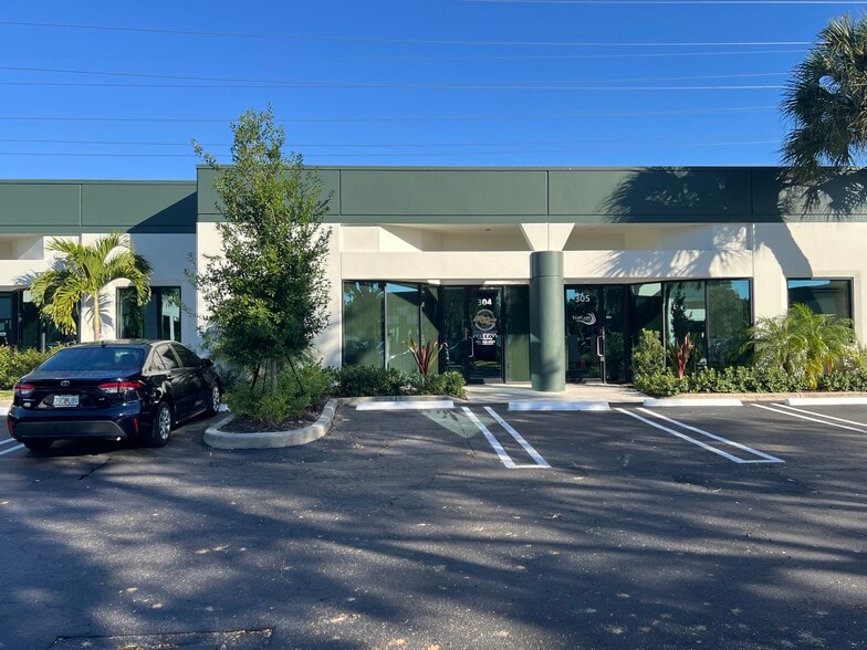 More Photos Of 901 Northpoint Pky, West Palm Beach Unknown For Lease