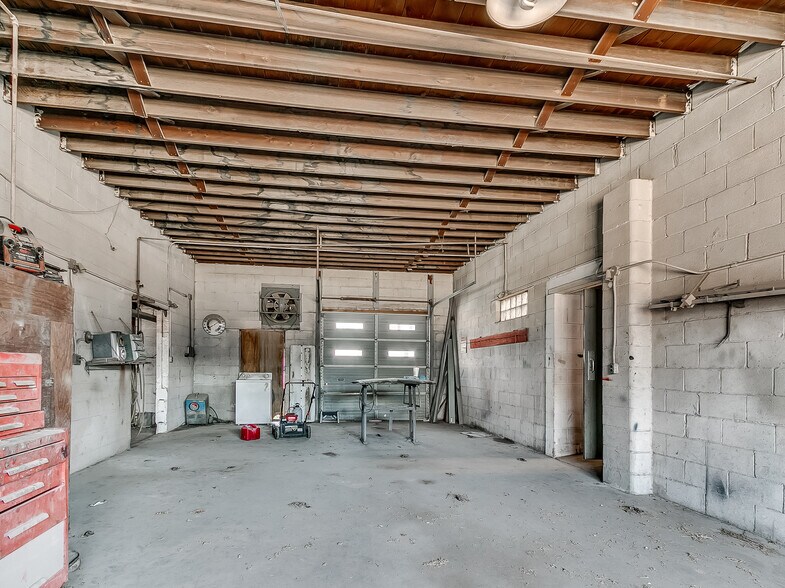 More Photos Of 227 W MacArthur Dr, Midwest City Auto Repair For Sale