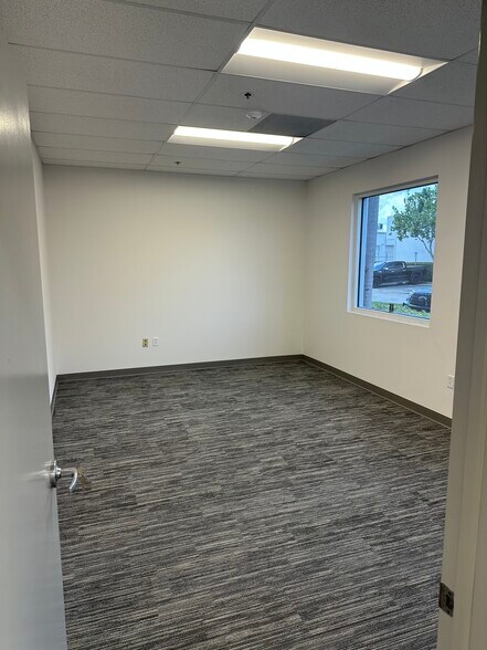 More Photos Of 7050 W State Road 84, Davie Unknown For Lease