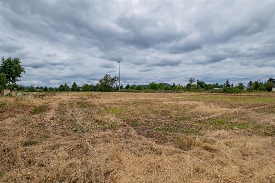 More Photos Of TID: 949909 Hansard ave, Lebanon Land For Sale