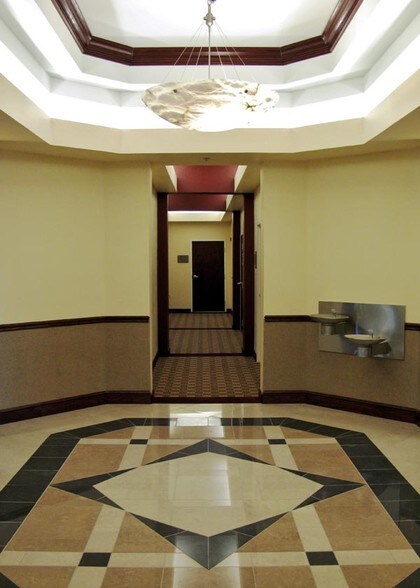 More Photos Of 6865 Deerpath Rd, Elkridge Office For Lease