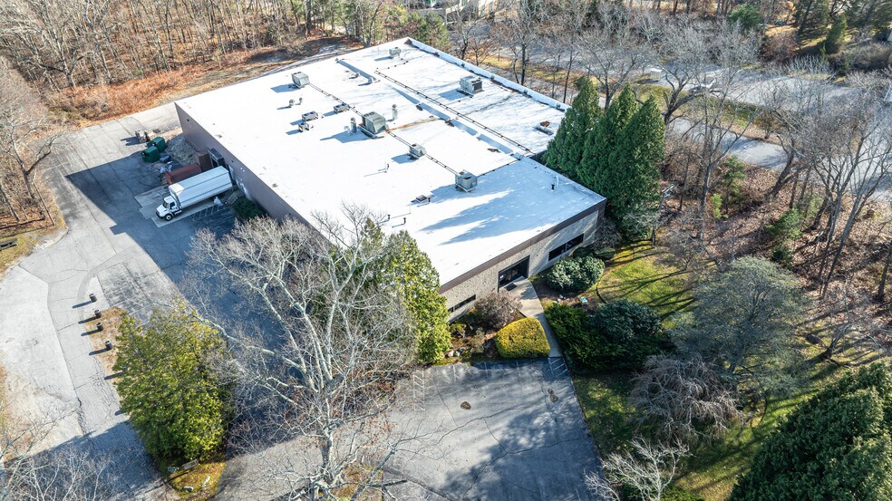 More Photos Of 1538 S County Trl, East Greenwich Manufacturing For Lease