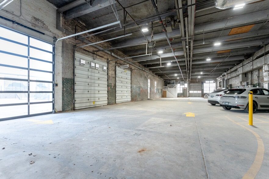 More Photos Of 20 NW 13th St, Oklahoma City Loft Creative Space For Lease