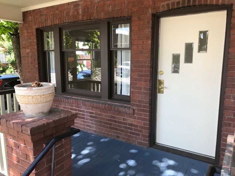 More Photos Of 800 S Center St, Reno Office Residential For Sale