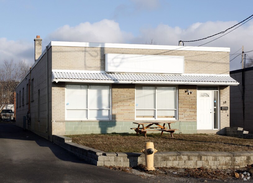 More Photos Of 38 Chauncey Ave, Toronto Manufacturing For Sale