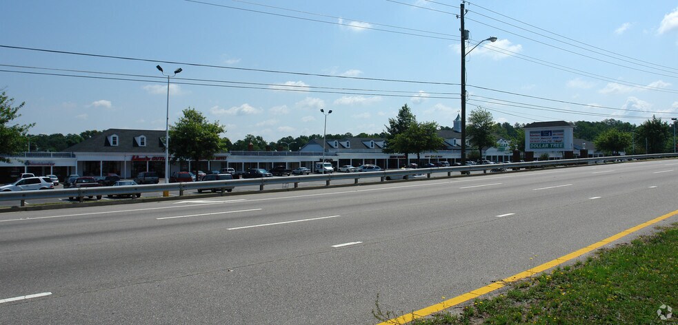 More Photos Of 2620-2738 Bragg Blvd, Fayetteville Unknown For Lease