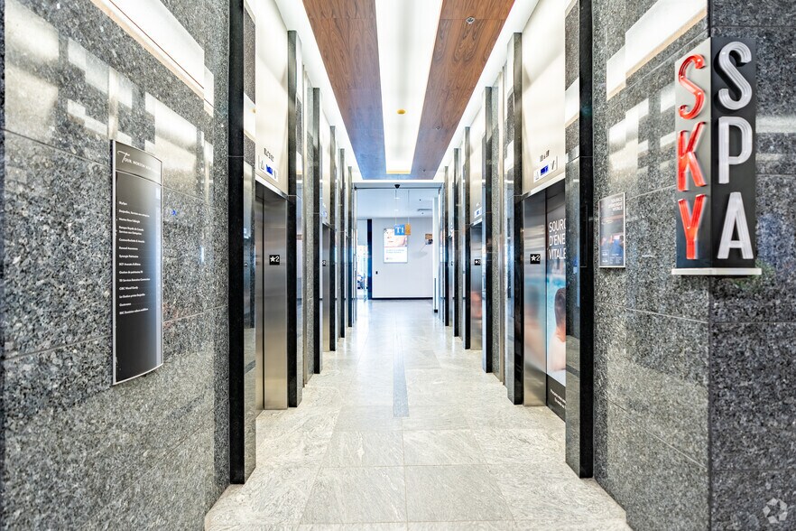 More Photos Of 2820 Boul Laurier, Québec Coworking Space