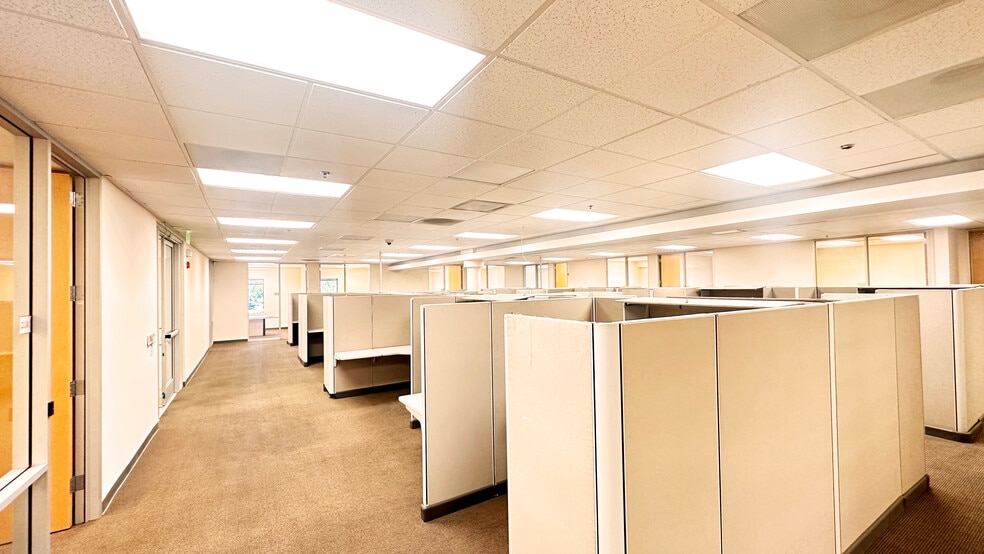 More Photos Of 4580 Auto Mall Pky, Fremont Research And Development For Sale