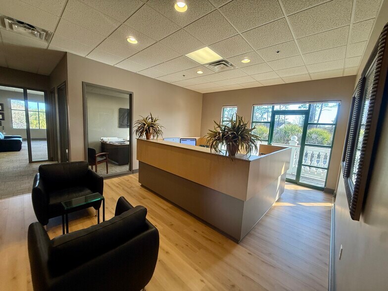 More Photos Of 960194 Gateway Blvd, Fernandina Beach Office For Lease