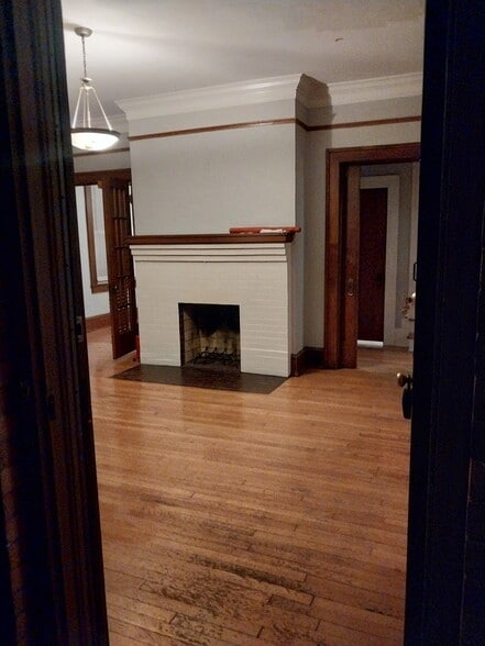 More Photos Of 2319 Avenham Ave SW, Roanoke Apartments For Sale