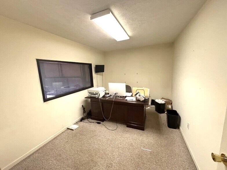 More Photos Of 2841 Old Franklin Tpke, Rocky Mount Auto Repair For Sale