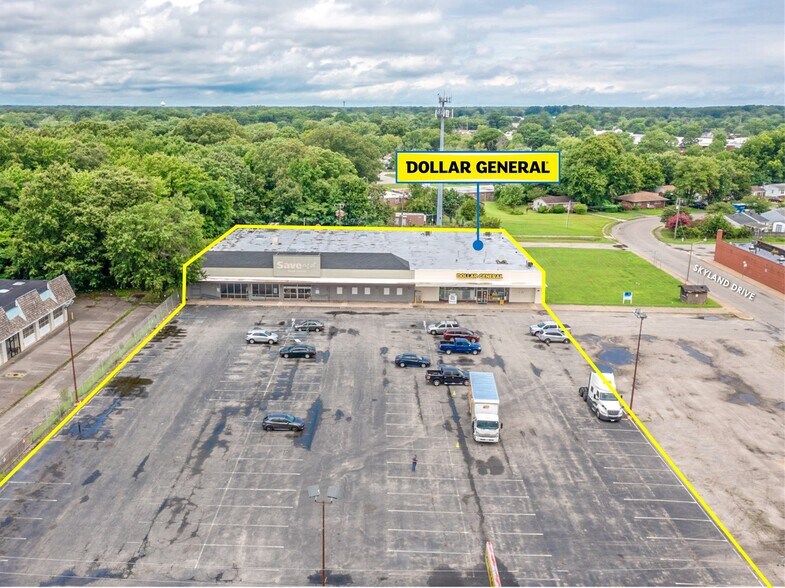 More Photos Of 1933 E Pembroke Ave, Hampton Storefront For Sale