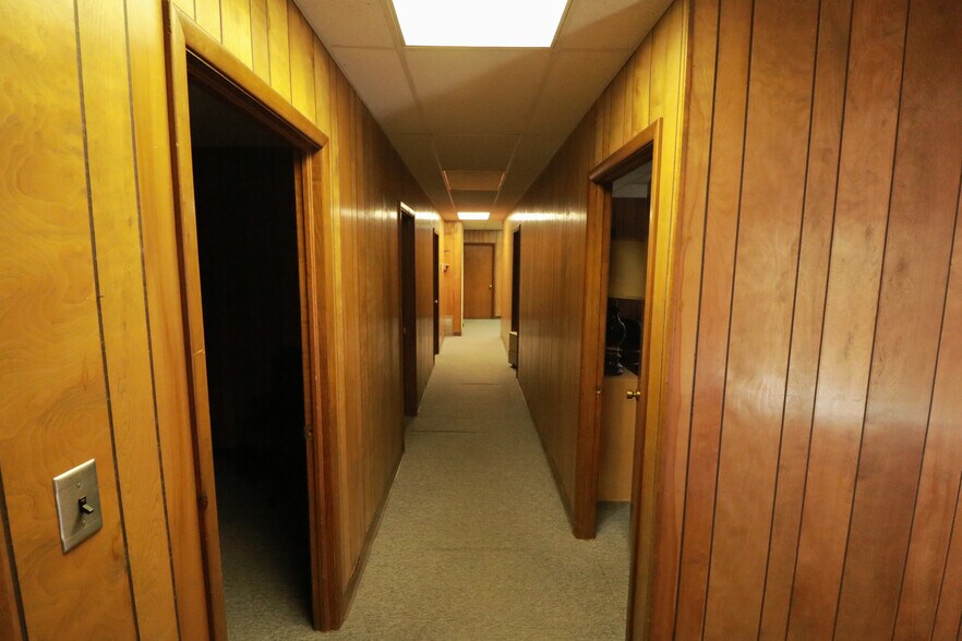 More Photos Of 459 S McDonough St, Montgomery Medical For Sale