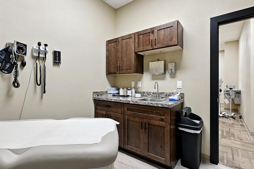 More Photos Of 110-114 W Grand River Ave, Webberville Storefront Retail Residential For Sale